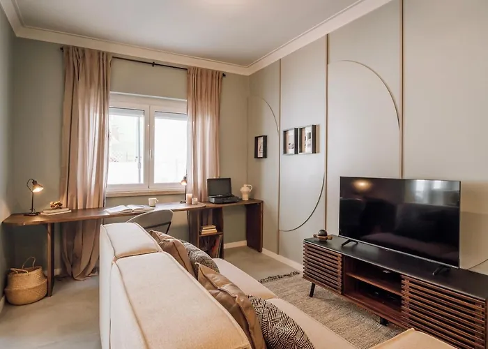 아파트 Alvares - 1 Bedroom And Terrace In Arroios 리스본
