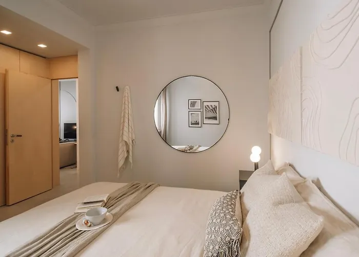 아파트 Alvares - 1 Bedroom And Terrace In Arroios 리스본